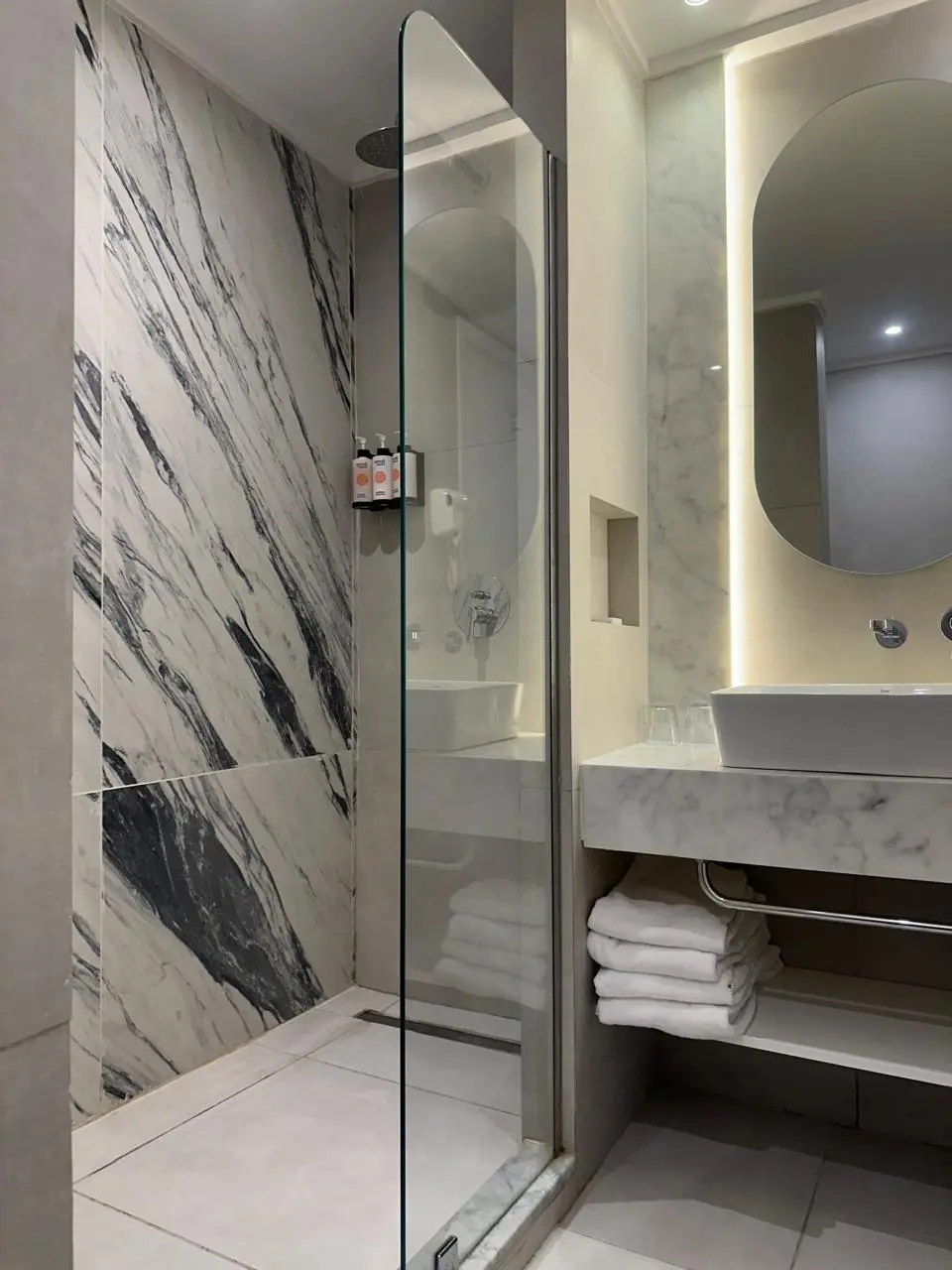 salle de bain réaménagée, Hôtel Le Sultan Hammamet 2025